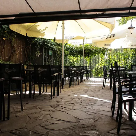 Dark Pub